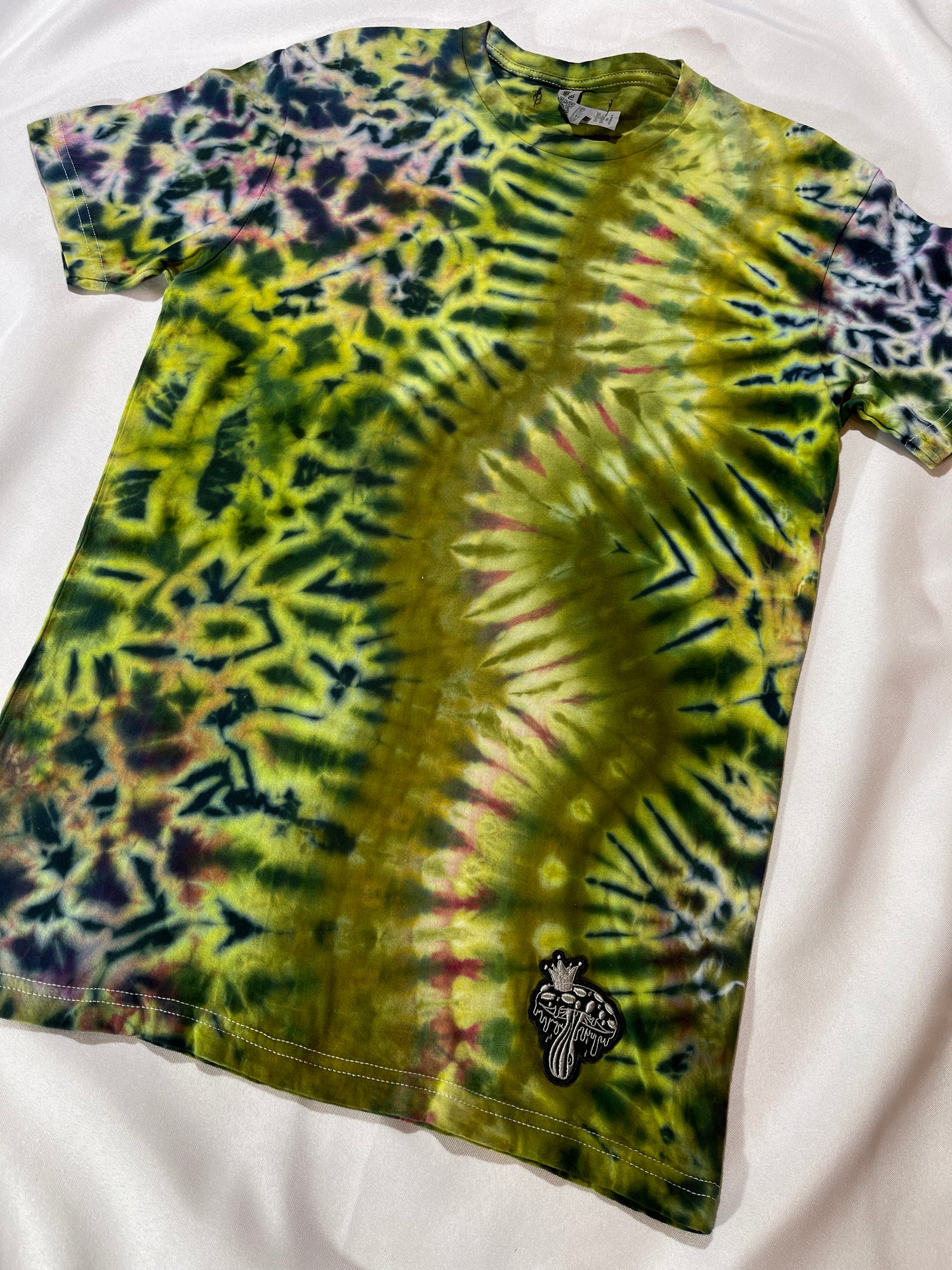 Nature's Embrace Short Sleeve Vl - SM