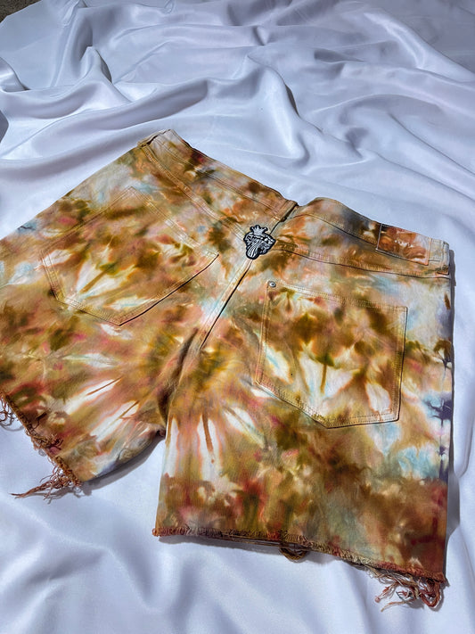Nature's Embrace Women's Shorts - Size 20